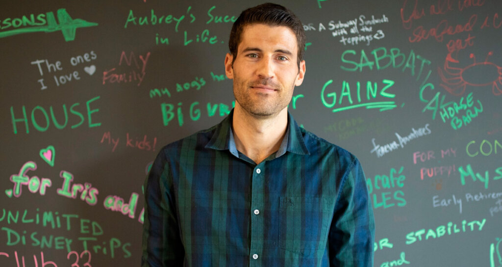 Winning Creative Strategy: How to Balance Brand and Performance in Mobile Advertising